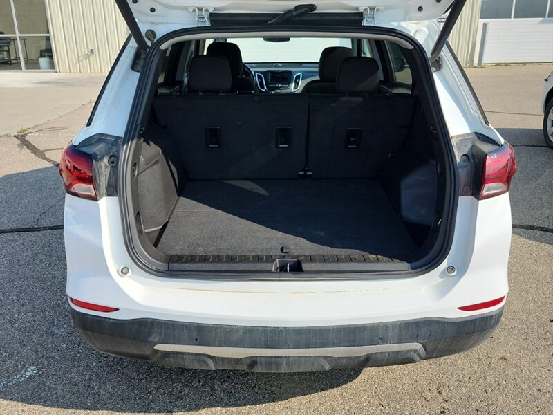 2024 Chevrolet Equinox LT - Photo 9 - Edmonton, AB T6E 6B3