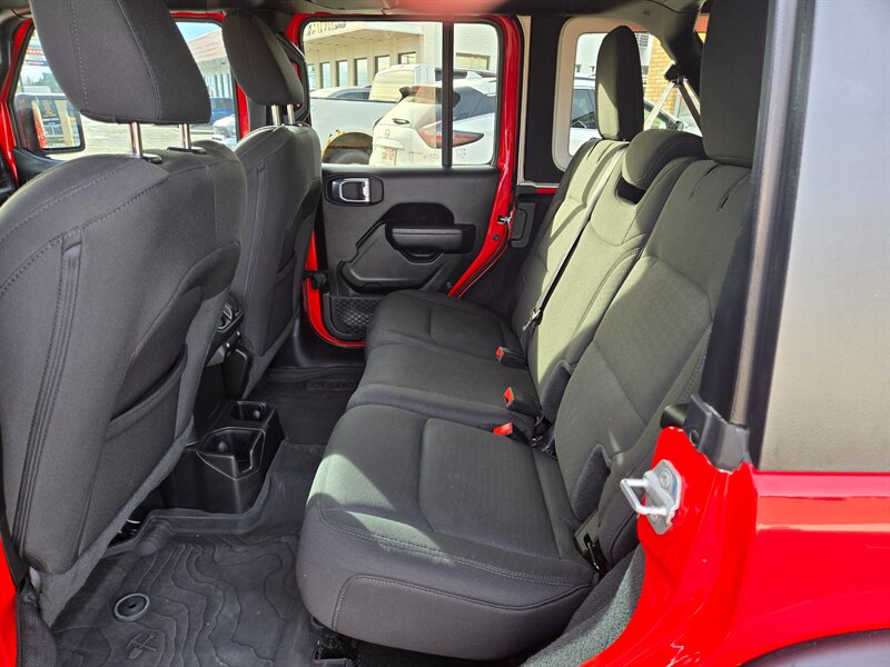 2023 Jeep Wrangler Willys - Photo 10 - Edmonton, AB T6E 6B3