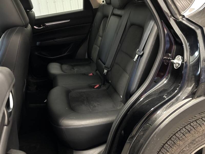 2023 Mazda CX-5 GS - Photo 10 - Edmonton, AB T6E 6B3