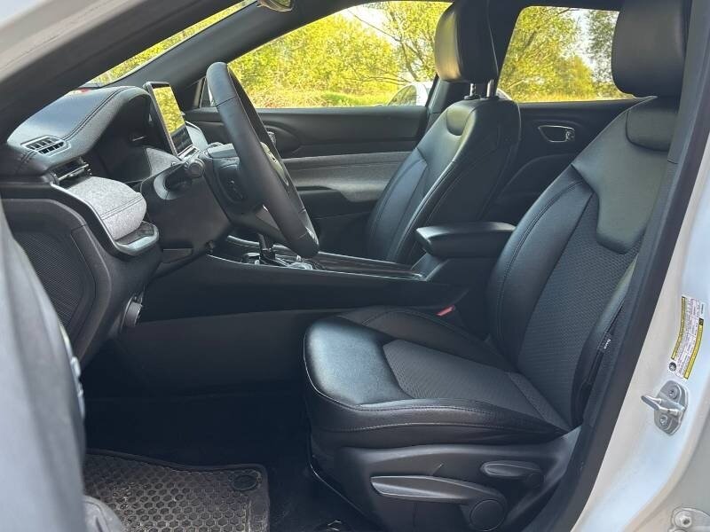 2024 Jeep Compass North   - Photo 9 - Edmonton, AB T6E 6B3