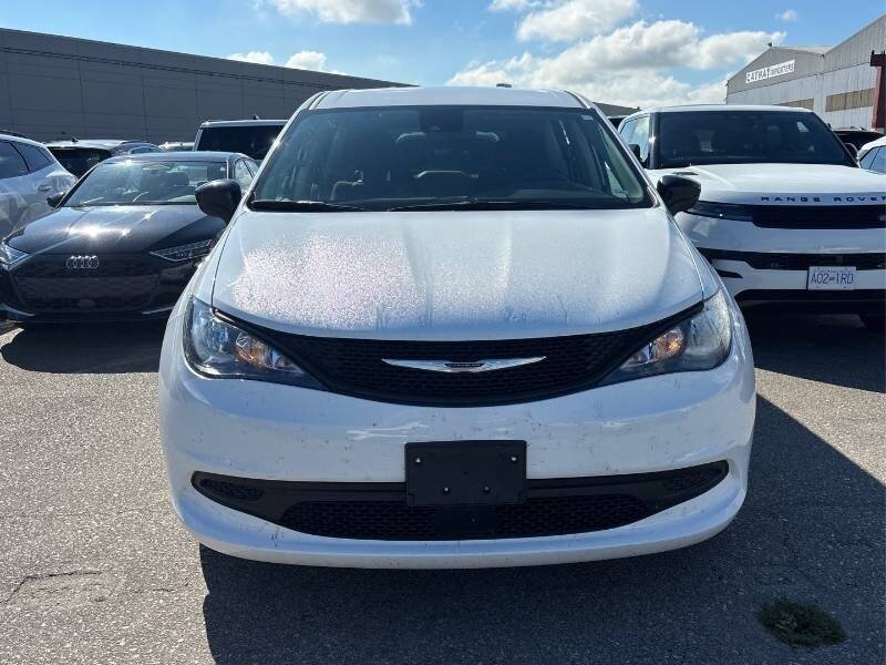 2024 Chrysler Grand Caravan SXT - Photo 8 - Edmonton, AB T6E 6B3