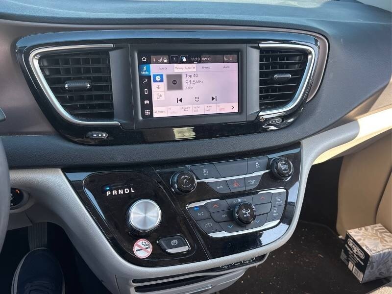 2024 Chrysler Grand Caravan SXT - Photo 14 - Edmonton, AB T6E 6B3