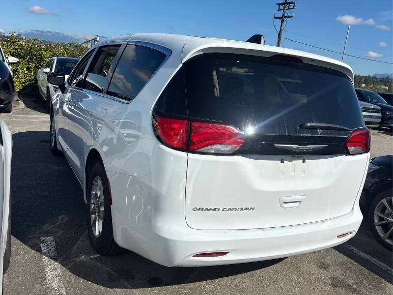 2024 Chrysler Grand Caravan SXT - Photo 5 - Edmonton, AB T6E 6B3