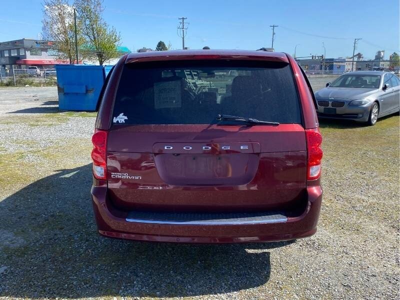 2020 Dodge Grand Caravan Premium Plus - Photo 4 - Edmonton, AB T6E 6B3