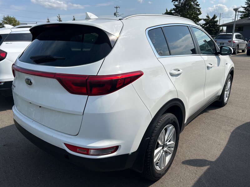 2017 Kia Sportage LX - Photo 5 - Edmonton, AB T6E 6B3
