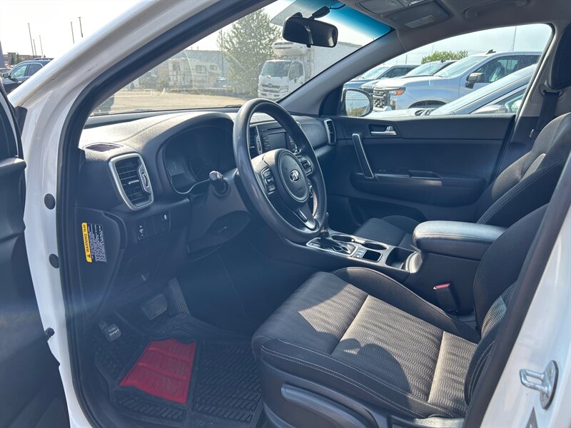 2017 Kia Sportage LX - Photo 6 - Edmonton, AB T6E 6B3