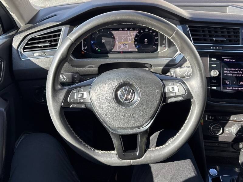 2021 Volkswagen Tiguan Highline 4Motion - Photo 11 - Edmonton, AB T6E 6B3