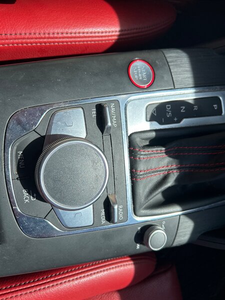 2019 Audi S3 2.0T quattro Prestige - Photo 9 - Edmonton, AB T6E 6B3