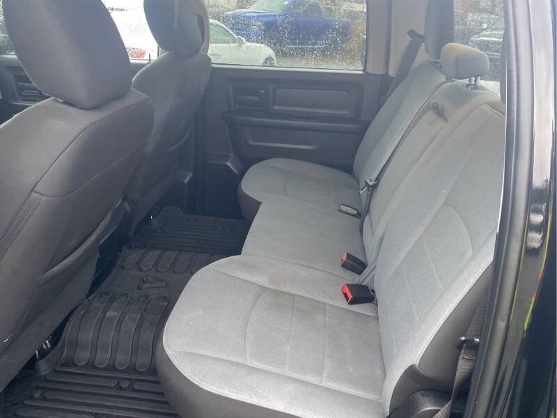 2023 RAM 1500 Classic Express - Photo 10 - Edmonton, AB T6E 6B3