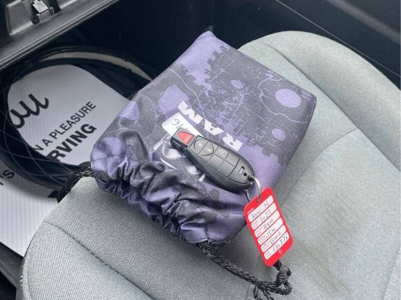 2023 RAM 1500 Classic Express - Photo 14 - Edmonton, AB T6E 6B3