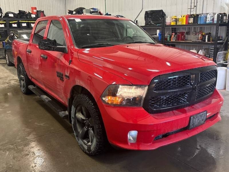 2022 RAM 1500 Classic Express   - Photo 1 - Edmonton, AB T6E 6B3
