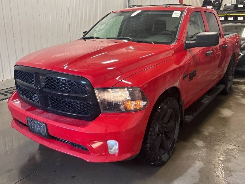 2022 RAM 1500 Classic Express - Photo 7 - Edmonton, AB T6E 6B3