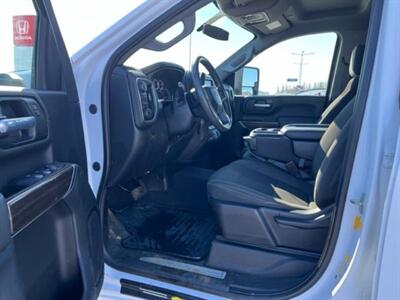 2021 Chevrolet Silverado 2500HD LT   - Photo 10 - Edmonton, AB T6E 6B3