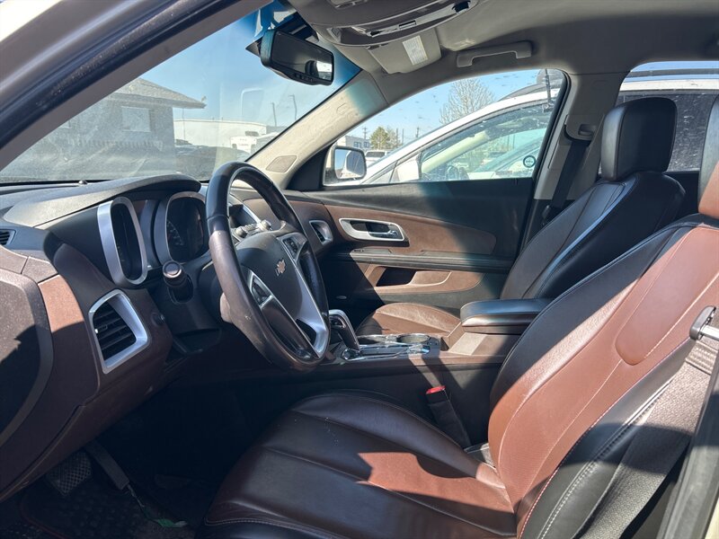 2011 Chevrolet Equinox LT - Photo 6 - Edmonton, AB T6E 6B3