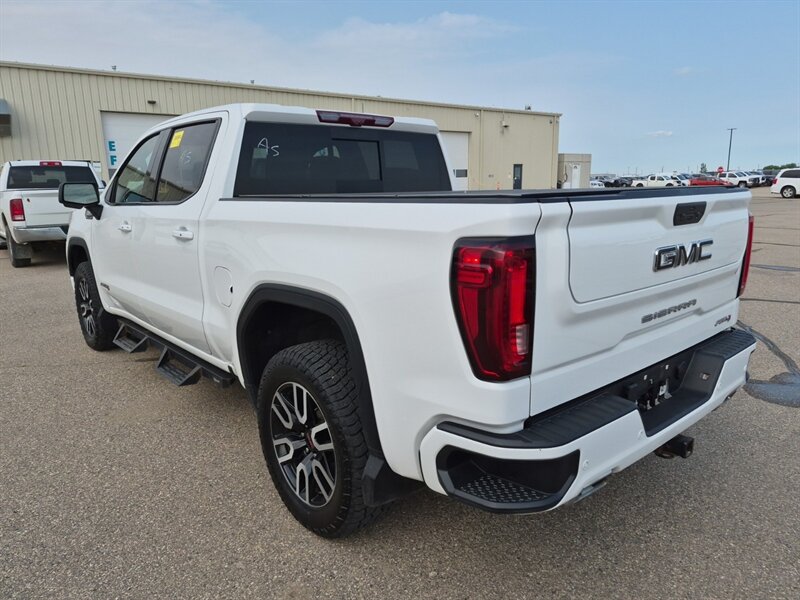 2021 GMC Sierra 1500 AT4 - Photo 4 - Edmonton, AB T6E 6B3