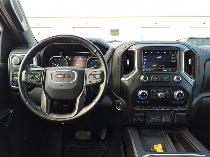 2021 GMC Sierra 1500 AT4 - Photo 8 - Edmonton, AB T6E 6B3