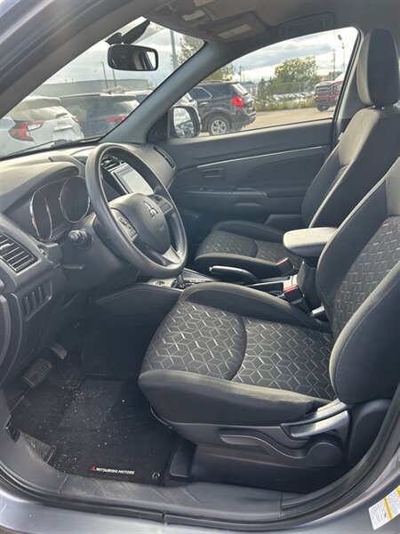 2024 Mitsubishi RVR ES - Photo 9 - Edmonton, AB T6E 6B3