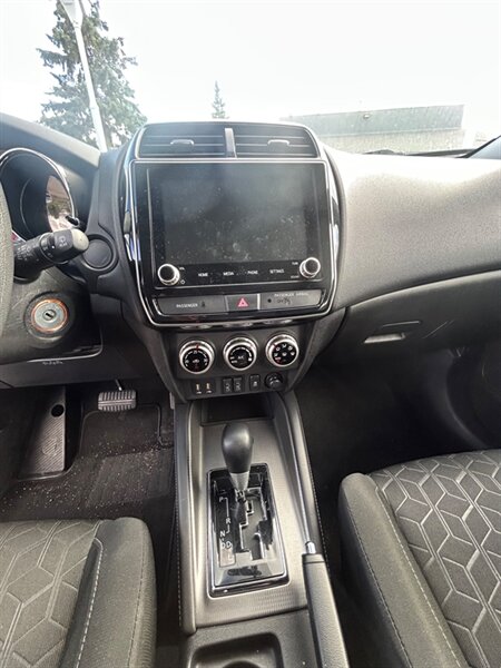 2024 Mitsubishi RVR ES - Photo 11 - Edmonton, AB T6E 6B3