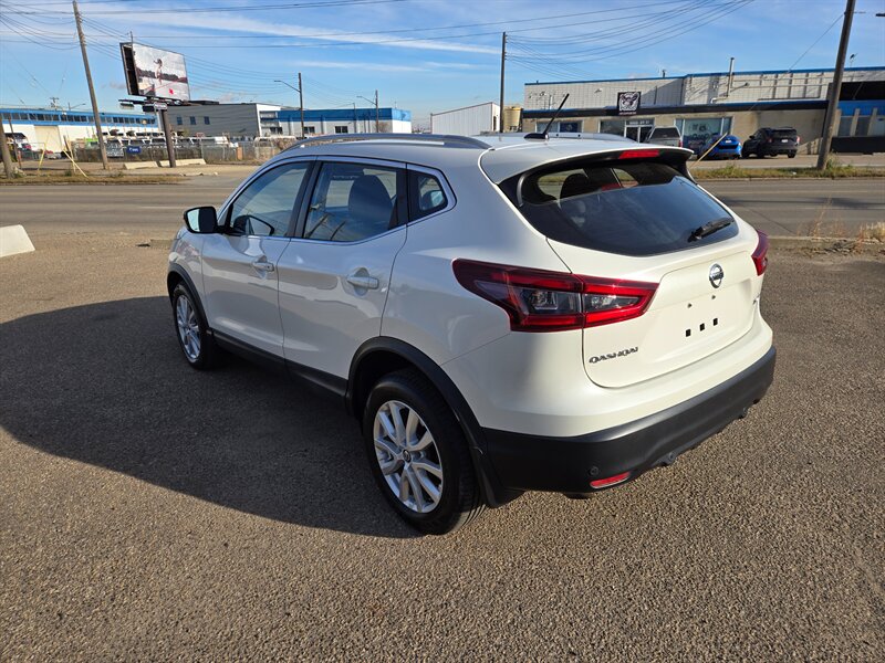 2020 Nissan Rogue Sport SV - Photo 5 - Edmonton, AB T6E 6B3