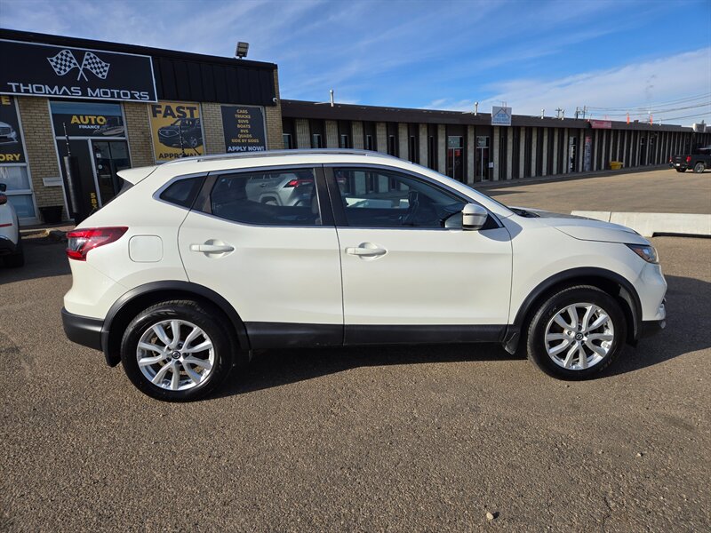 2020 Nissan Rogue Sport SV - Photo 2 - Edmonton, AB T6E 6B3