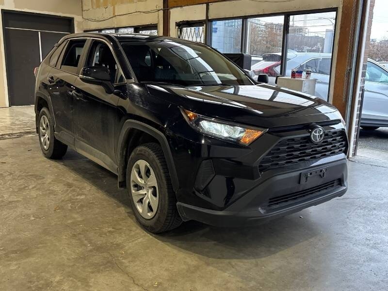 2023 Toyota RAV4 LE   - Photo 1 - Edmonton, AB T6E 6B3