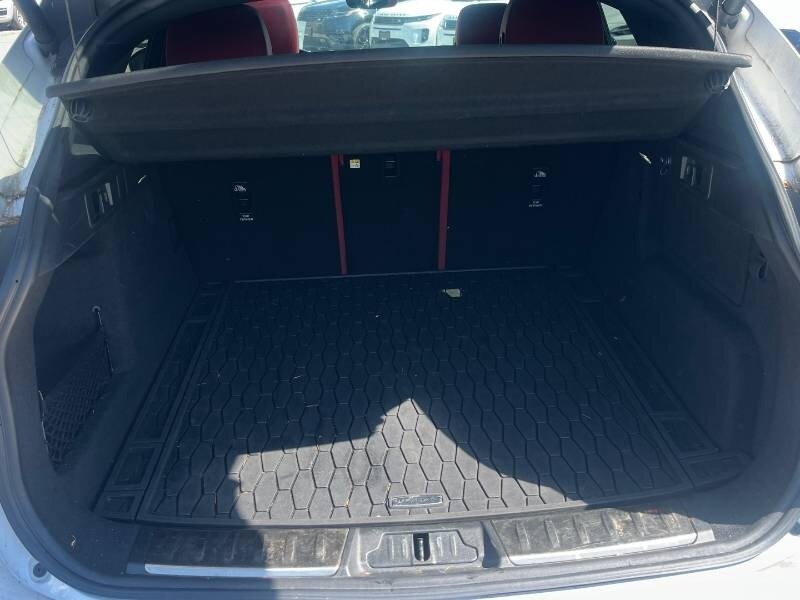 2022 Jaguar F-PACE P250 R-Dynamic S - Photo 16 - Edmonton, AB T6E 6B3