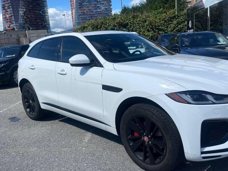 2022 Jaguar F-PACE P250 R-Dynamic S - Photo 2 - Edmonton, AB T6E 6B3