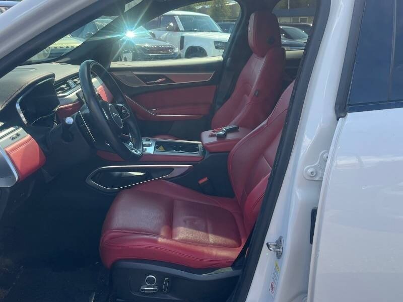 2022 Jaguar F-PACE P250 R-Dynamic S - Photo 9 - Edmonton, AB T6E 6B3