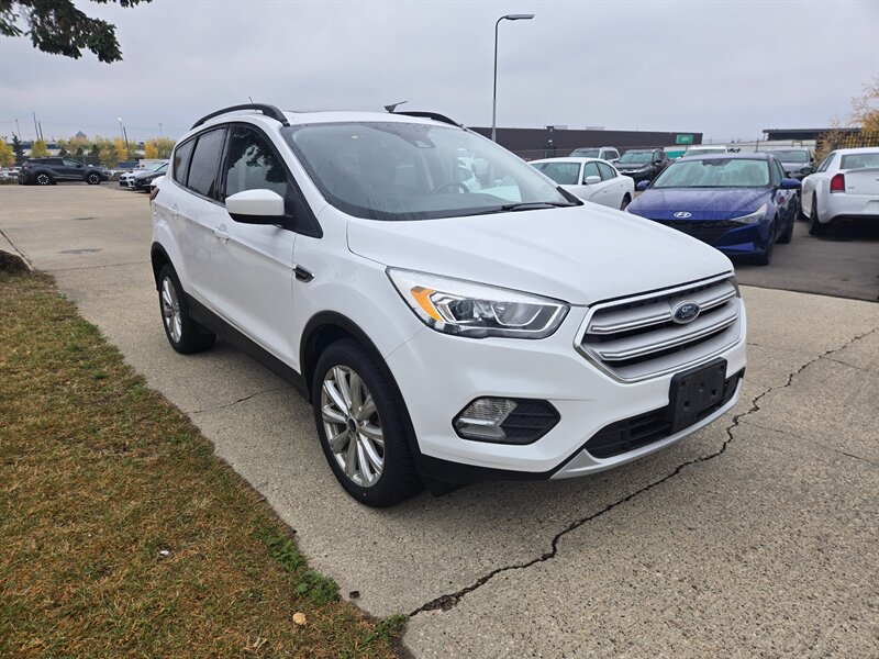 2019 Ford Escape SEL   - Photo 1 - Edmonton, AB T6E 6B3