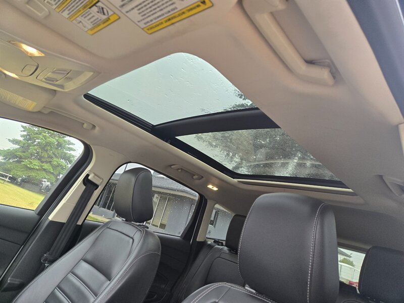 2019 Ford Escape SEL   - Photo 12 - Edmonton, AB T6E 6B3