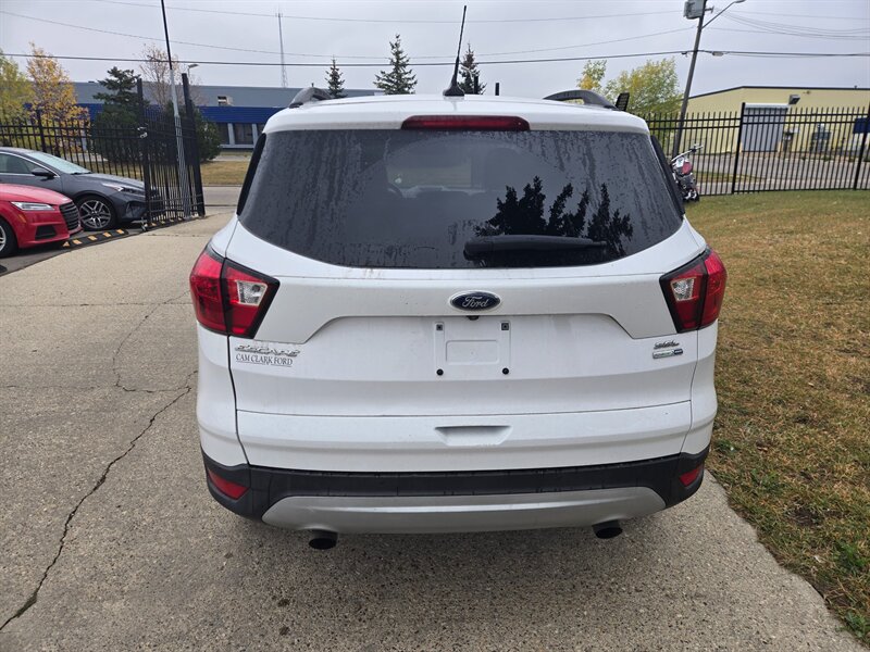 2019 Ford Escape SEL   - Photo 4 - Edmonton, AB T6E 6B3