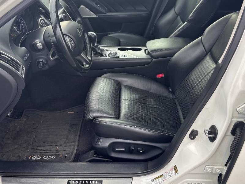 2017 INFINITI Q50 Red Sport 400 - Photo 9 - Edmonton, AB T6E 6B3