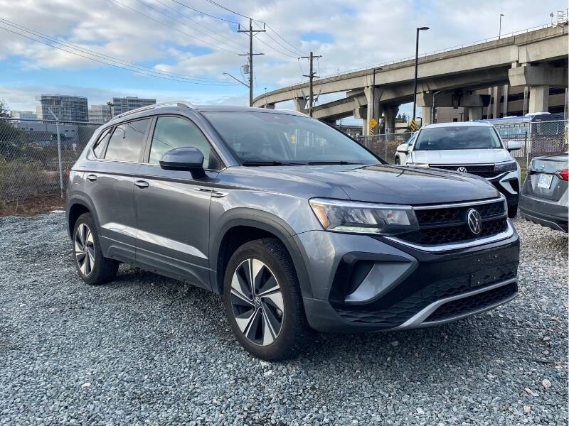 2024 Volkswagen Taos Comfortline 4Motion   - Photo 1 - Edmonton, AB T6E 6B3