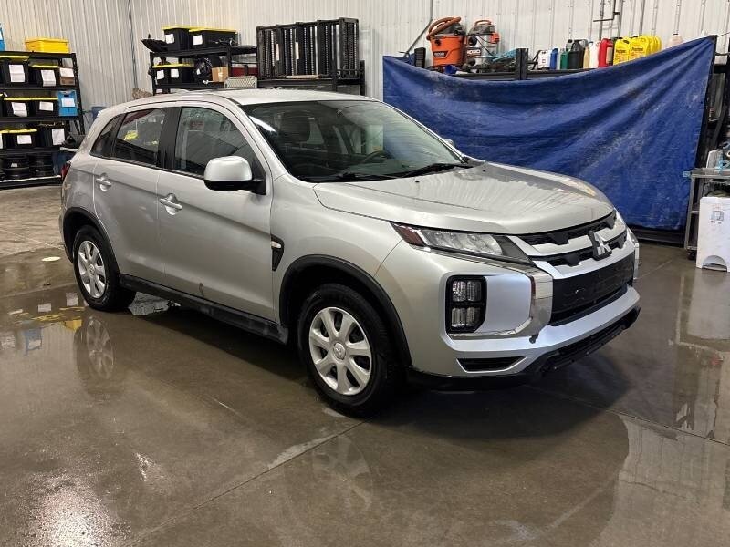 2021 Mitsubishi RVR ES - Photo 1 - Edmonton, AB T6E 6B3