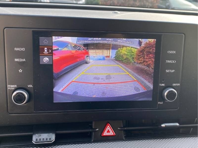 2023 Kia Sportage LX - Photo 13 - Edmonton, AB T6E 6B3