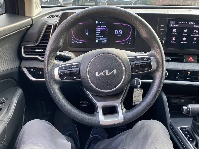 2023 Kia Sportage LX - Photo 11 - Edmonton, AB T6E 6B3