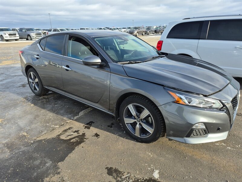 2021 Nissan Altima 2.5 SE   - Photo 1 - Edmonton, AB T6E 6B3