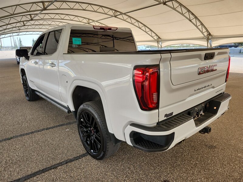 2023 GMC Sierra 1500 Denali - Photo 3 - Edmonton, AB T6E 6B3