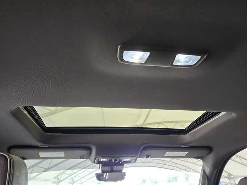 2023 GMC Sierra 1500 Denali - Photo 9 - Edmonton, AB T6E 6B3