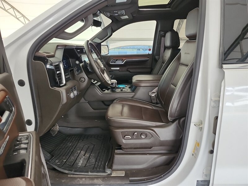2023 GMC Sierra 1500 Denali - Photo 6 - Edmonton, AB T6E 6B3