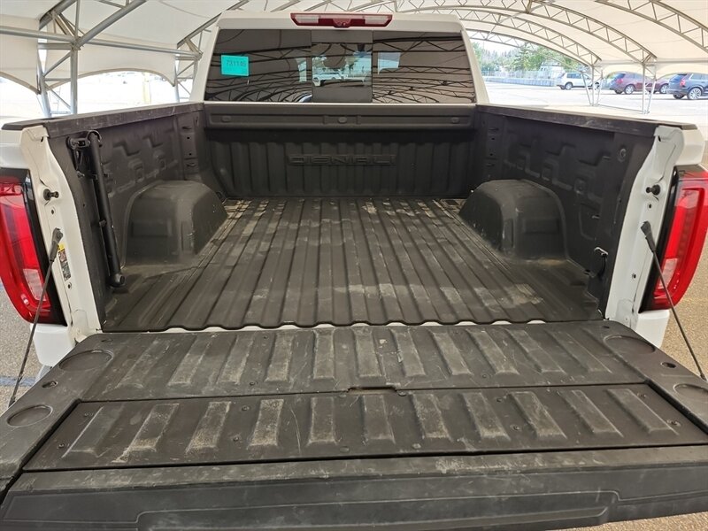 2023 GMC Sierra 1500 Denali - Photo 10 - Edmonton, AB T6E 6B3