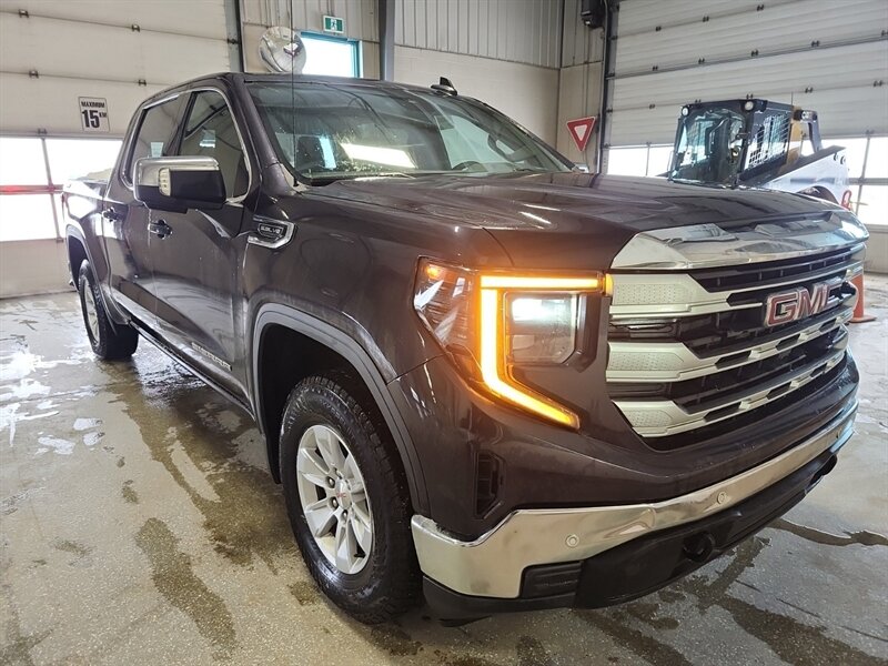 2024 GMC Sierra 1500 SLE   - Photo 1 - Edmonton, AB T6E 6B3