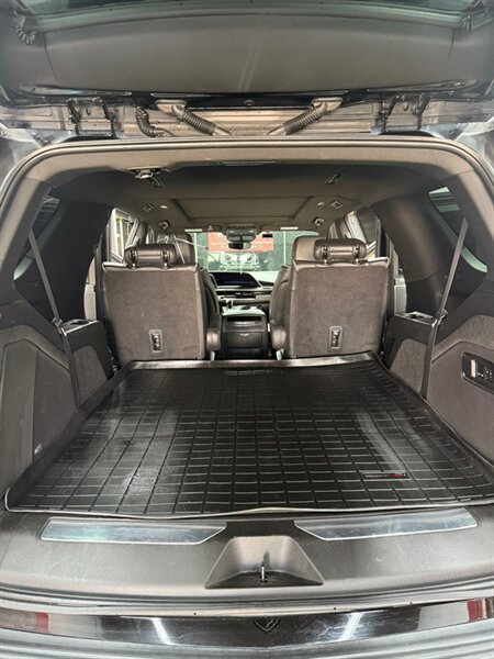 2023 Cadillac Escalade Sport - Photo 11 - Edmonton, AB T6E 6B3