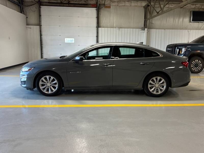 2023 Chevrolet Malibu LT - Photo 6 - Edmonton, AB T6E 6B3
