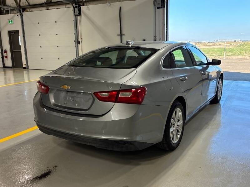 2023 Chevrolet Malibu LT - Photo 3 - Edmonton, AB T6E 6B3