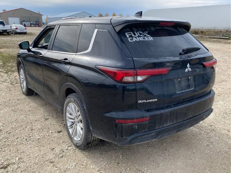 2022 Mitsubishi Outlander ES   - Photo 5 - Edmonton, AB T6E 6B3