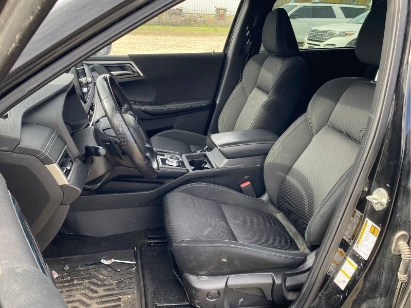 2022 Mitsubishi Outlander ES   - Photo 9 - Edmonton, AB T6E 6B3