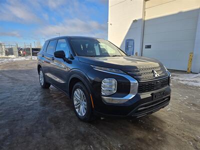 2022 Mitsubishi Outlander ES SUV