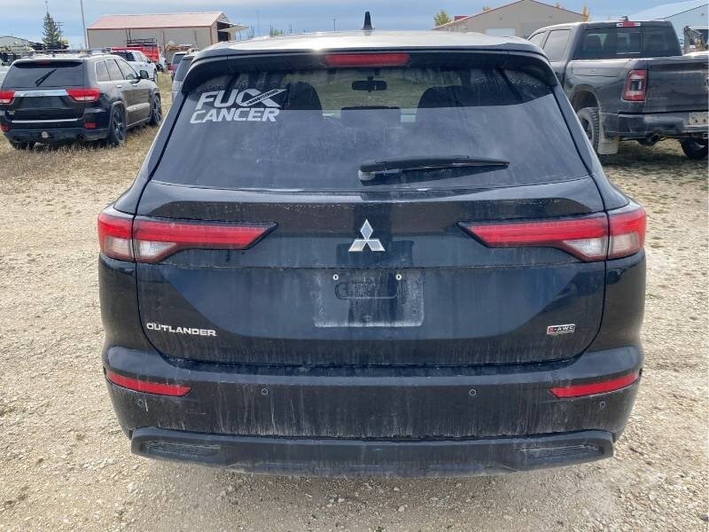 2022 Mitsubishi Outlander ES   - Photo 4 - Edmonton, AB T6E 6B3
