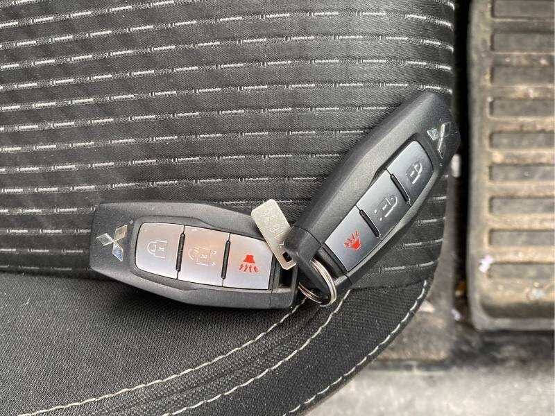 2022 Mitsubishi Outlander ES   - Photo 14 - Edmonton, AB T6E 6B3